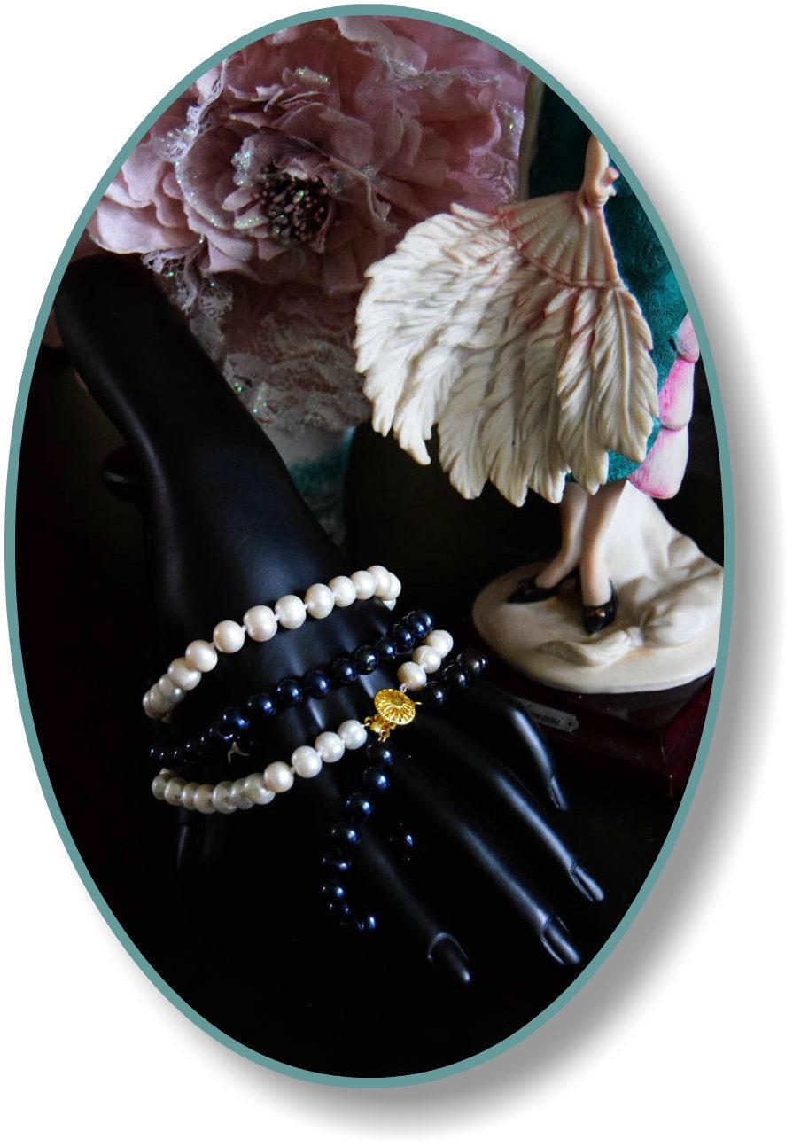 Vintage Art Deco black white pearl Vintage Victorian Edwardian roound Jade necklet necklace stick white sterling choker