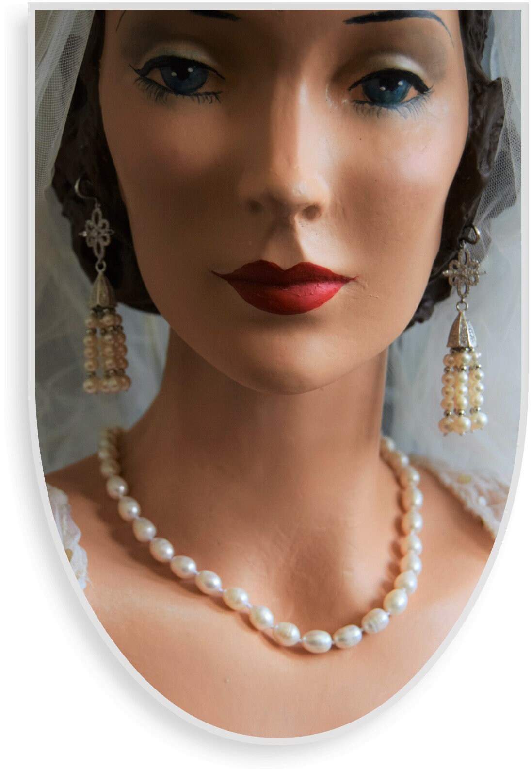Vintage Oriental 1920's 1930's natural real pearl necklace and earrings Stunning vintage parure