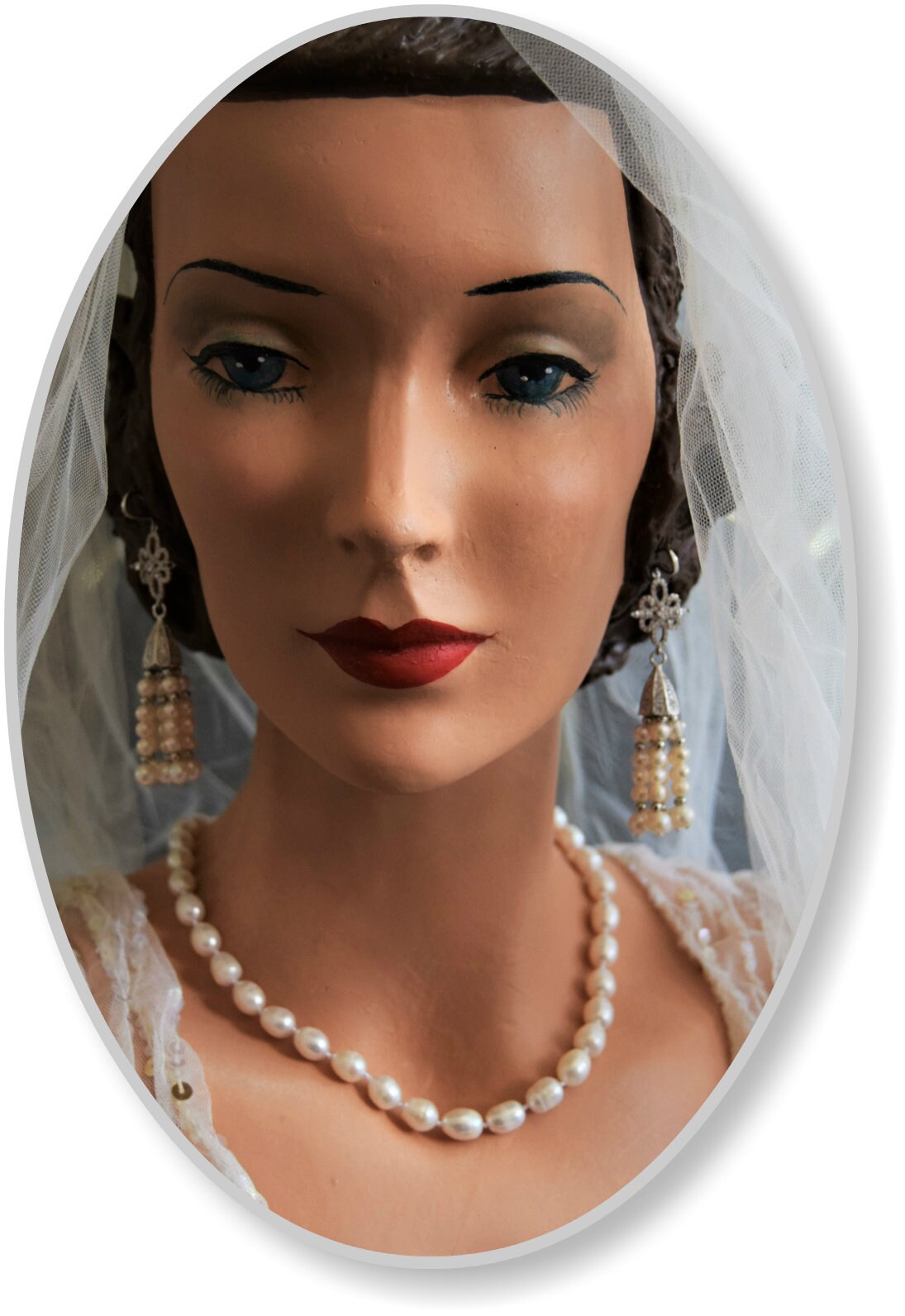 Vintage Oriental 1920's 1930's natural real pearl necklace and earrings Stunning vintage parure