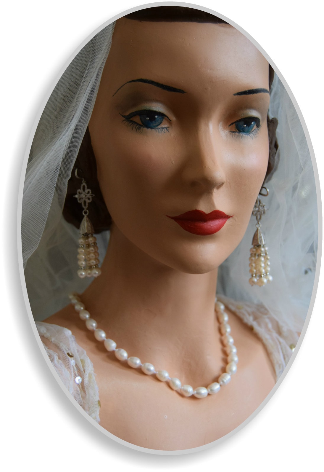 Vintage Oriental 1920's 1930's natural real pearl necklace and earrings Stunning vintage parure