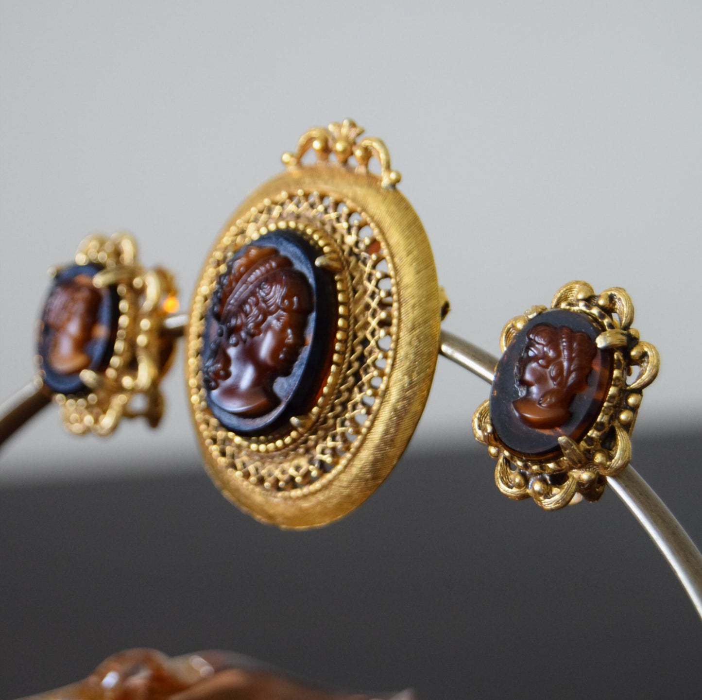 Vintage Florenza cameo brooch and earrings
