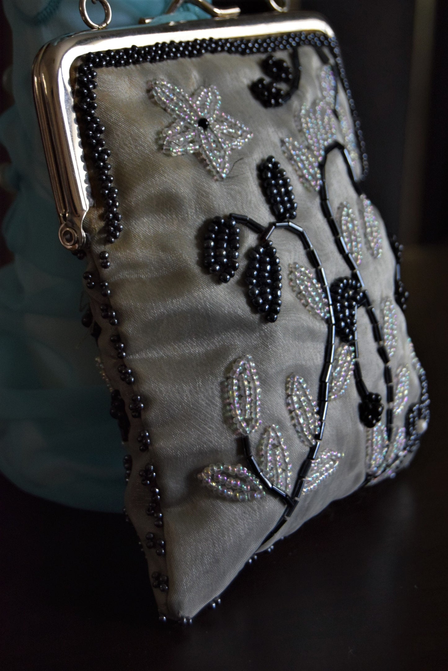 Vintage Flapper Floral Petal Delicate Art Deco Silver Gold embroidered Small cocktail evening bag purse