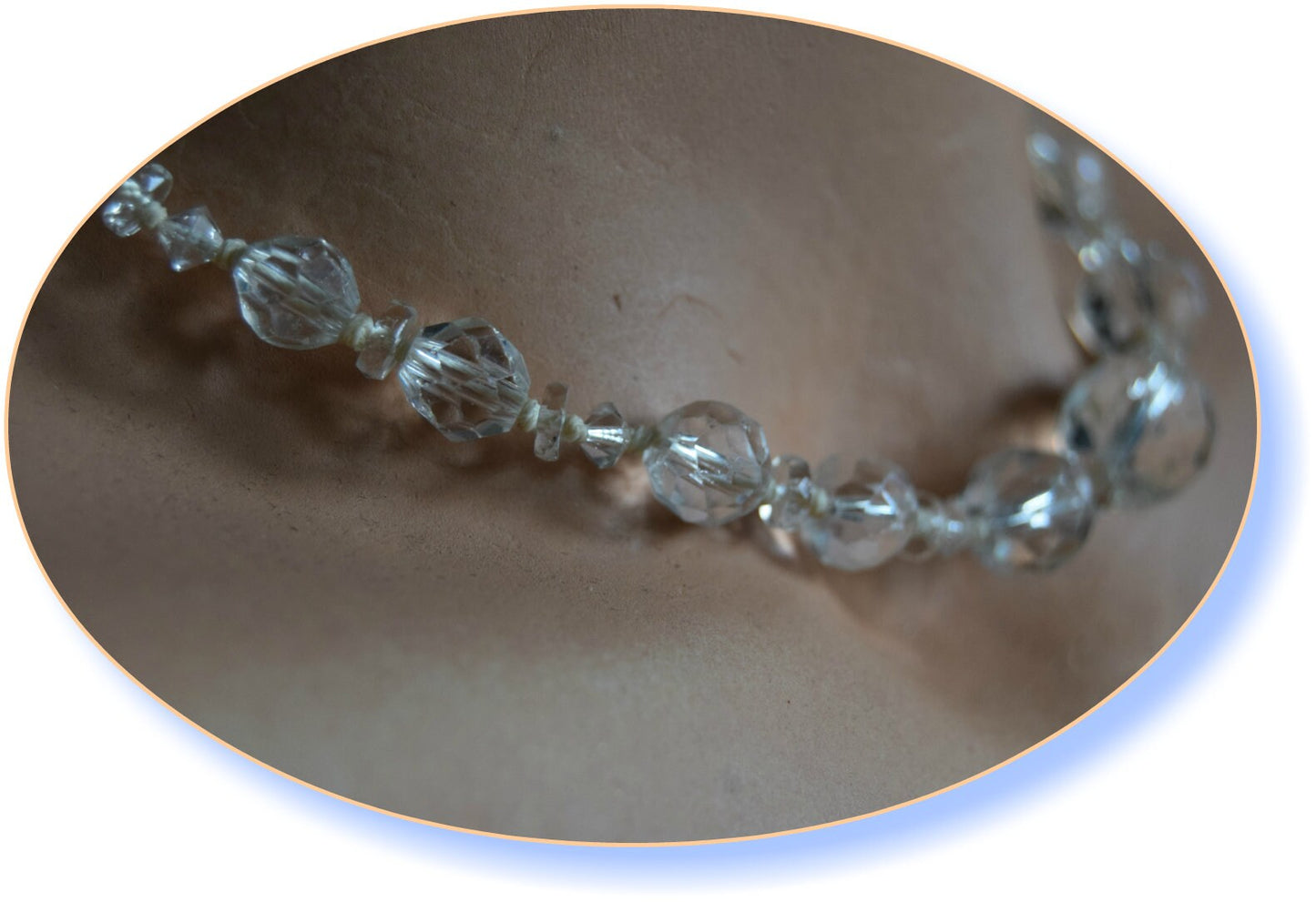 Vintage Beautiful 1940's Art Deco real clear crystal short necklace with exceptional lustre