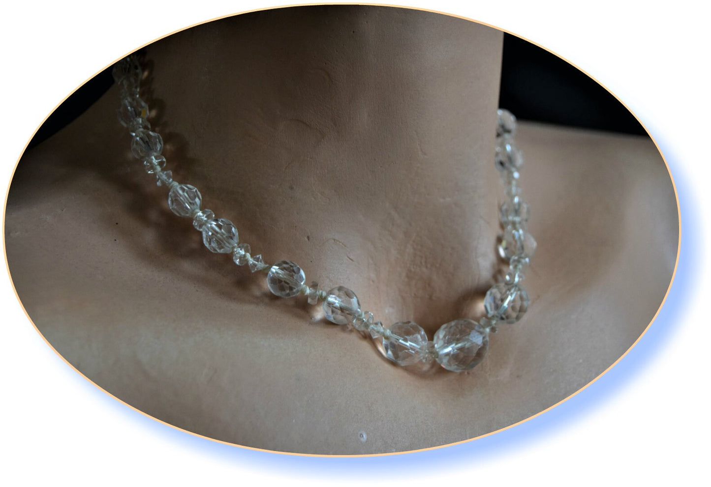 Vintage Beautiful 1940's Art Deco real clear crystal short necklace with exceptional lustre