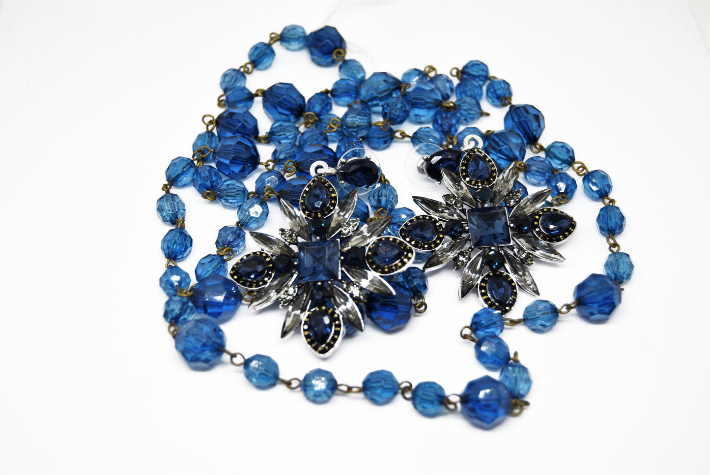 Vintage Statement Blue 1920s Bakelite shiny cut beads flapper necklace with large statement earrings