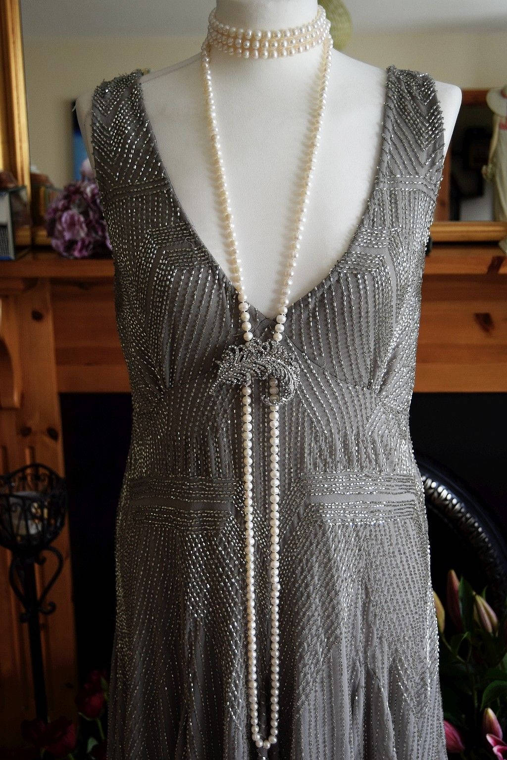 1920s dress, Vintage Silver dress, Great Gatsby dress, flapper dress, Downton Abbey dress, bead1920s dress, charleston dress, sz UK 10 US 6