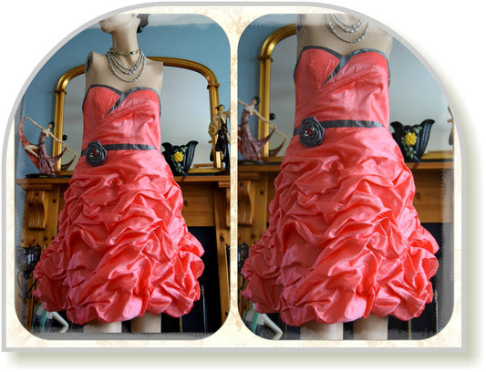 Vintage  1980's Luxurious ruched taffeta Prom Cocktail Peach pink dress size UK 10  US 6