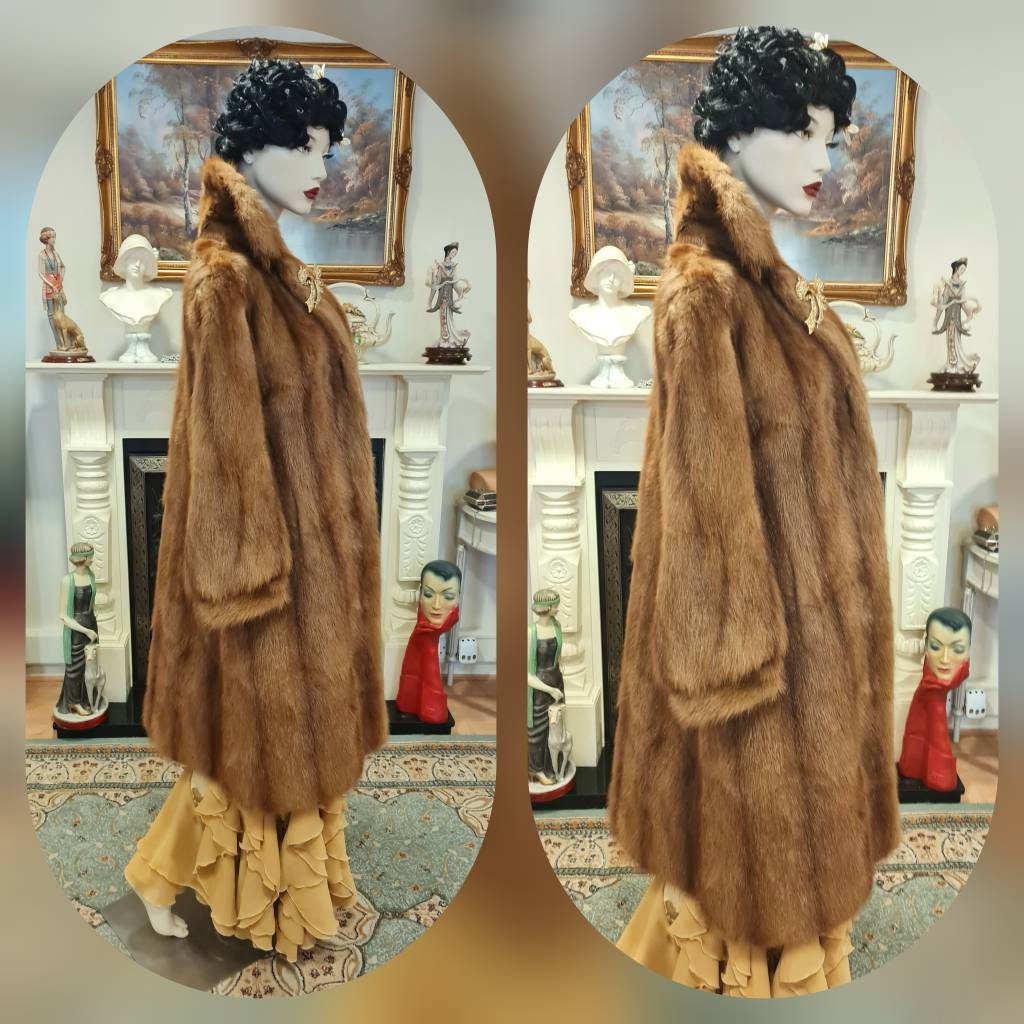 Vintage Art Deco jacket real soft fur honey blond opera coat 1920s 1960s real fur coat satin lining coat size UK 10/12  US 8 10