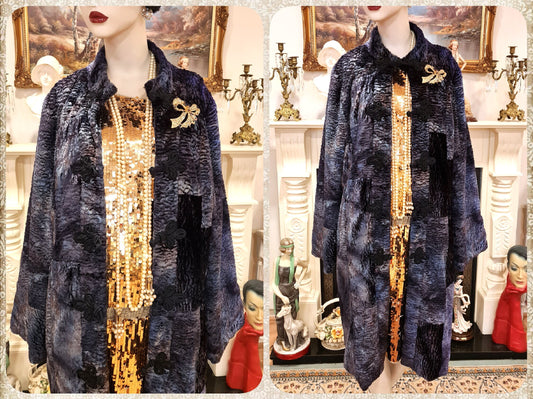 Vintage luxurious Art Deco soft peacock blue mesmerizing velvet opera avant garde Fur 1920s flapper coat jacket embroidered UK 10 12 US 6 8