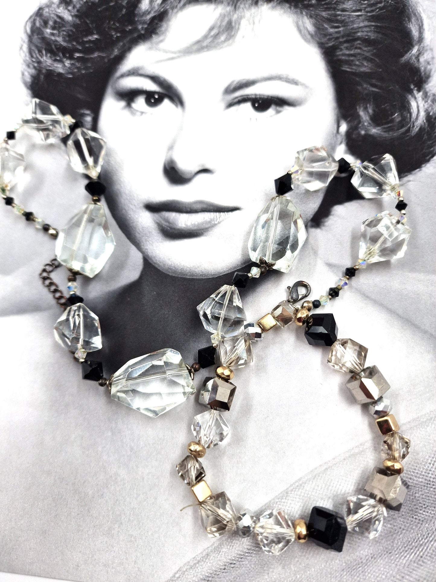Stunning cut crystals glass vintage Art Deco necklace with matching  bracelet